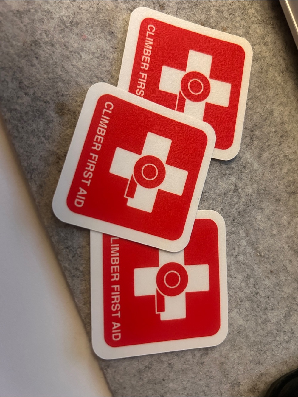 3 pz Sticker Pack - Safety Decals for Climbing/Bouldering First aid kit